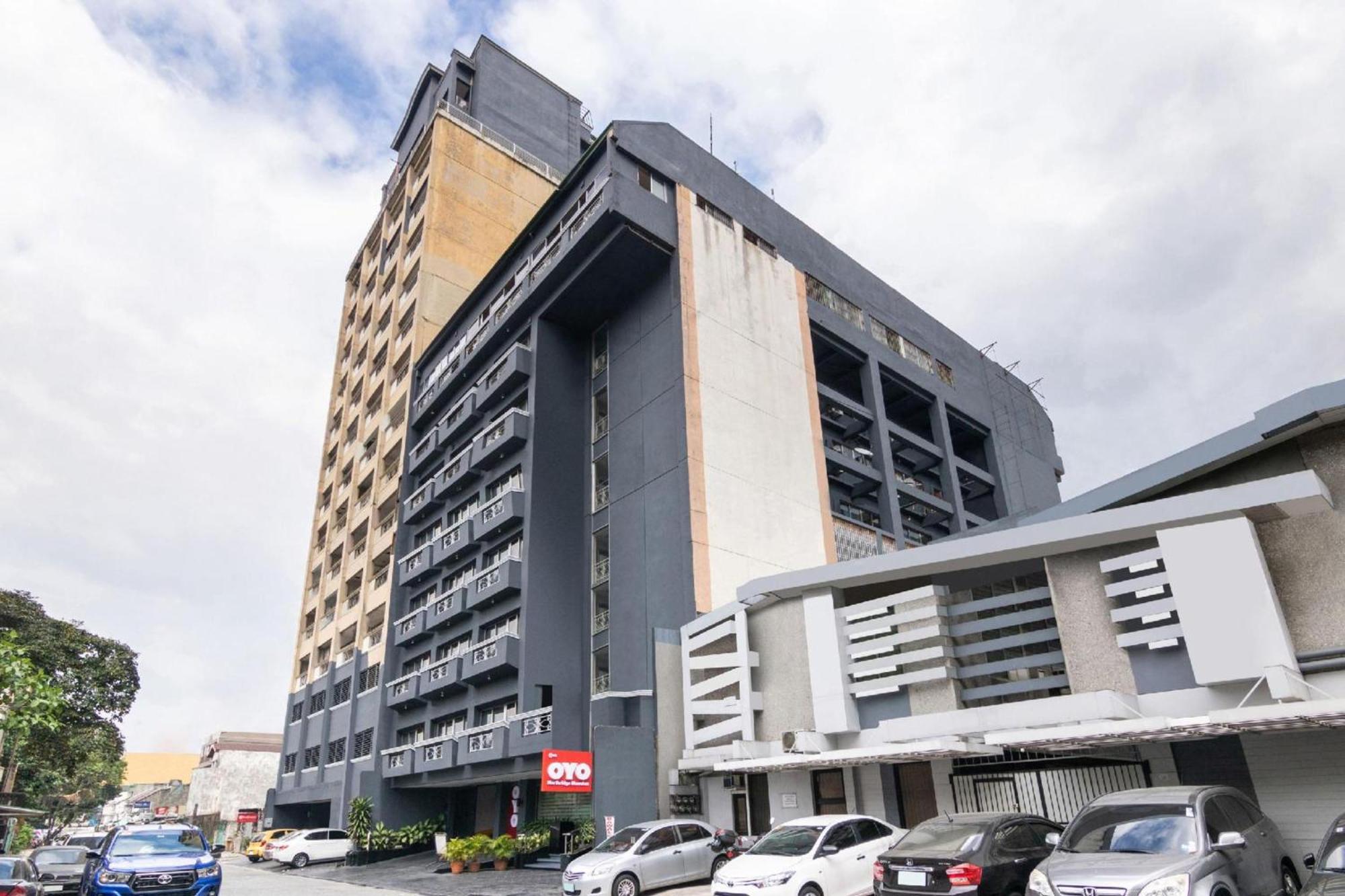Готель Oyo 115 Northridge Mansions Кесон-Сіті Екстер'єр фото