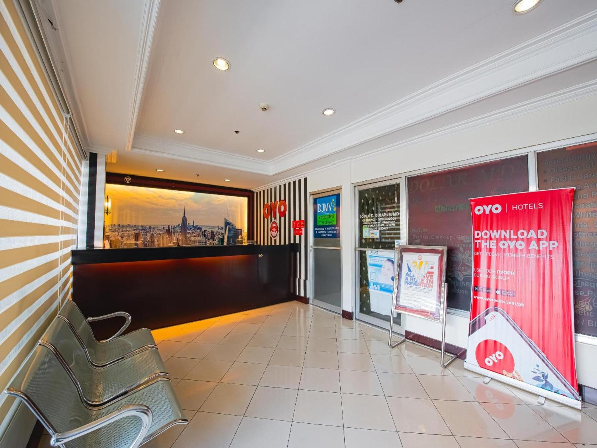 Готель Oyo 115 Northridge Mansions Кесон-Сіті Екстер'єр фото